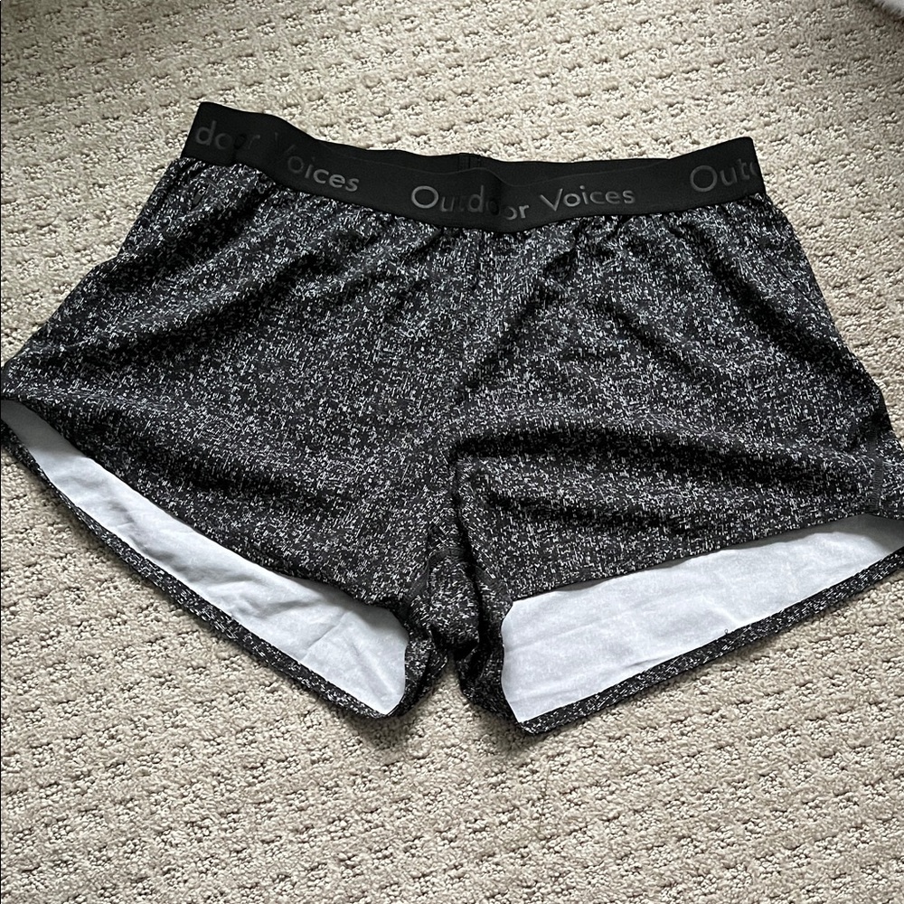 Outdoor Voices Women's Black and White Athletic Shorts